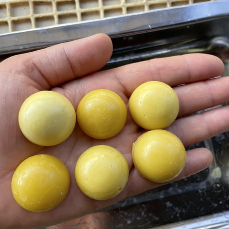 七山産　ピュア蜜蝋　ニホンみつばち　18個セット　約100g