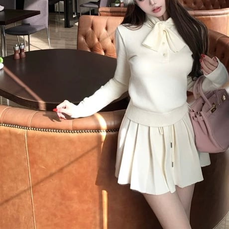 ホワイトニットフェミニンセットアップ　1104