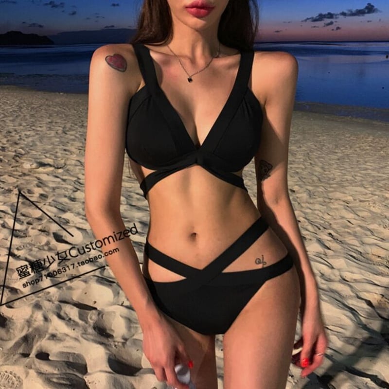 セクシースリムブラックSWIM WEAR 0199 | Dolly
