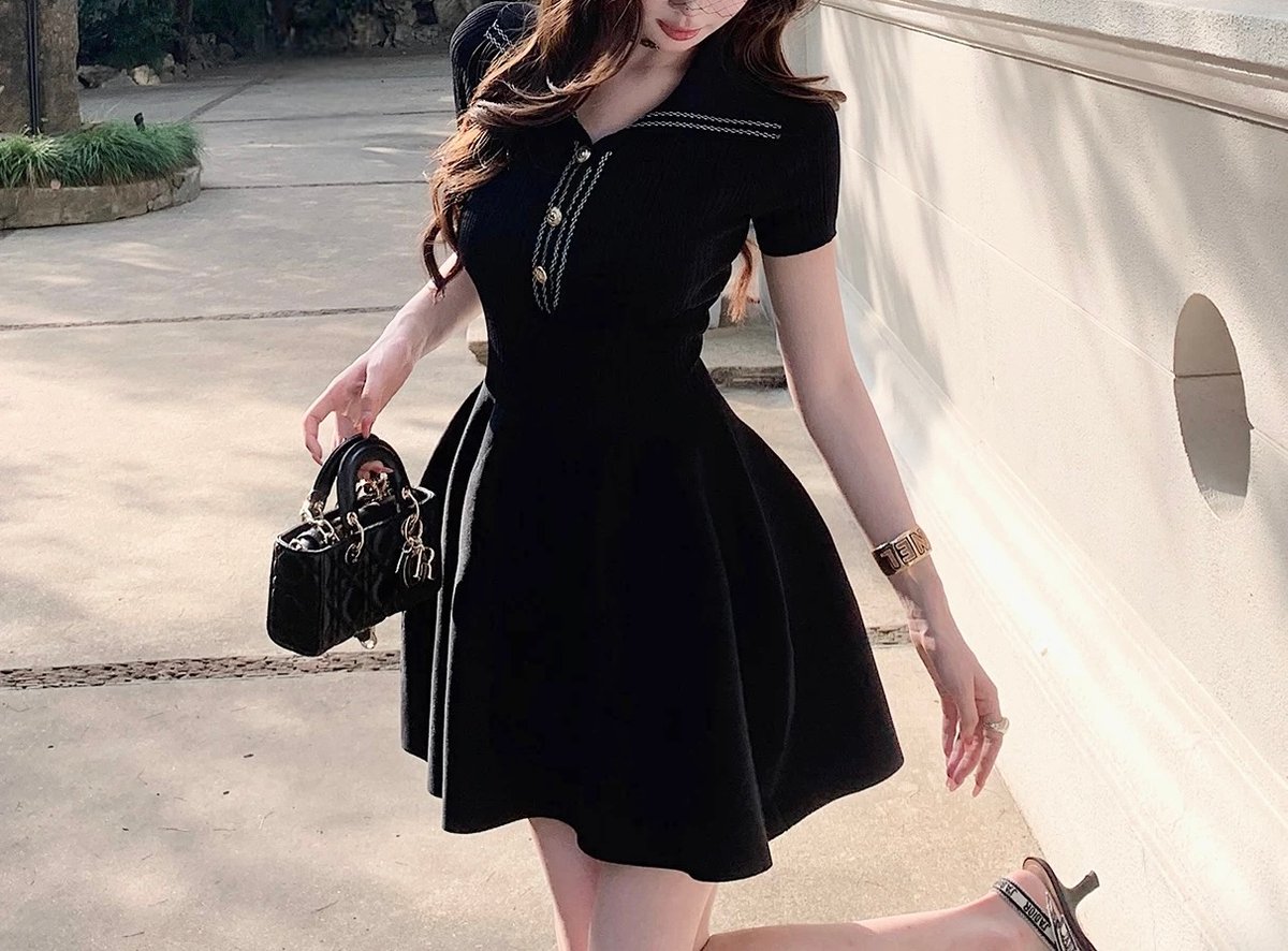 ブラックフレンチフレアニットワンピ 1237 | Dolly