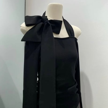 オフショルフェミニンリボントップス　1028