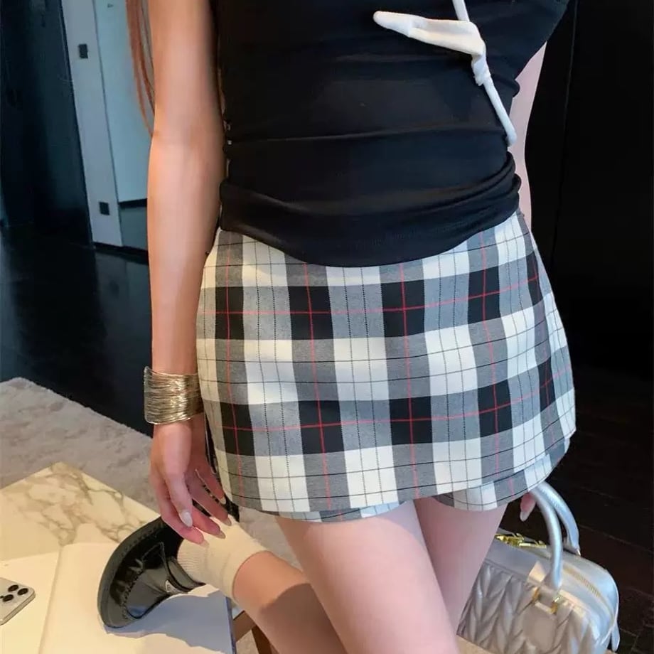 6911569ad3c2c97ac99869cc