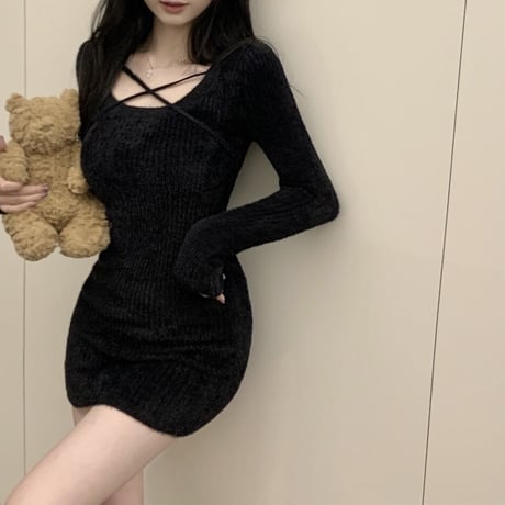 セクシーネッククロスニットワンピ　0731