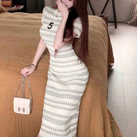 ストライプタイトロングワンピ　0903
