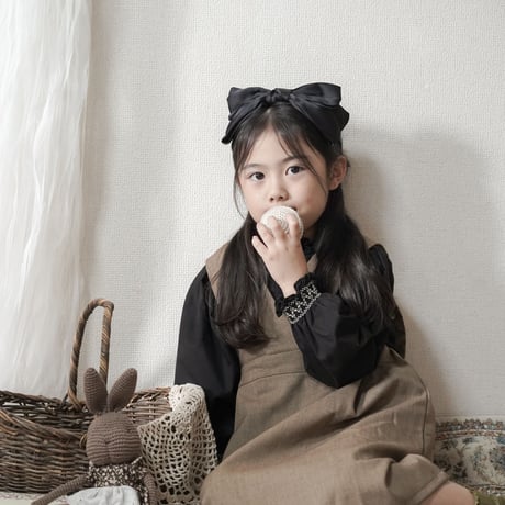 Black honey ribbon Kachūsha