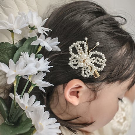 Butterfly Pearl Pin