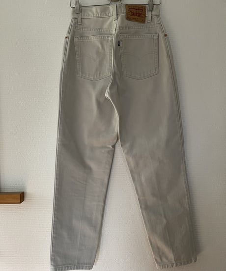 90's made in USA Levi's 550 greige