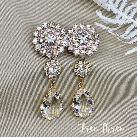 結婚式 ビジュー 3連シャンデリアイヤリングorピアス