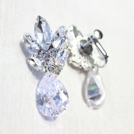 結婚式 キュービックジルコニアのイヤリングorピアス