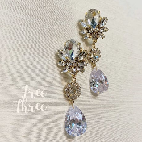 結婚式 キュービックジルコニアの３連イヤリングorピアス