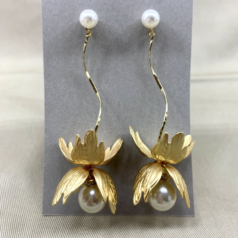 結婚式 マットゴールド パール 花びら フラワー ゆらゆら ウエディング