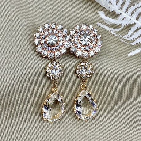 結婚式 ビジュー 3連シャンデリアイヤリングorピアス