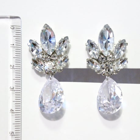 結婚式 キュービックジルコニアのイヤリングorピアス