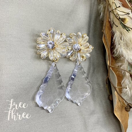 結婚式 マーキスカット シャンデリア 大振りイヤリング orピアス