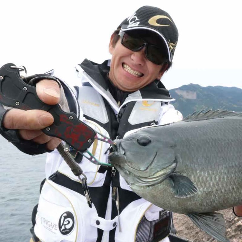 YG212G 鬼掛 フィッシュグリップ | 鬼掛オンラインストア