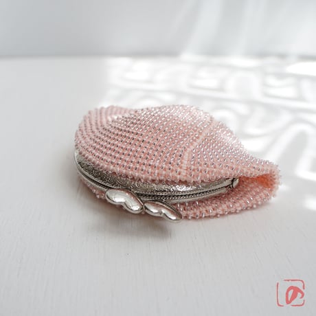 ☆ 大きめ アンティーク調✨パール♡ビーズがま口☆ くすみピンク ビーズがま口 パールピンク がま口 ito_toiro 通販 12727280