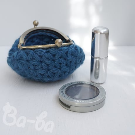 ばあば♪リフ編みふわっとminiがま口（delft blue・C1738）