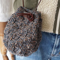 ばあば作、格子模様のknit巾着（Lana・KP12)