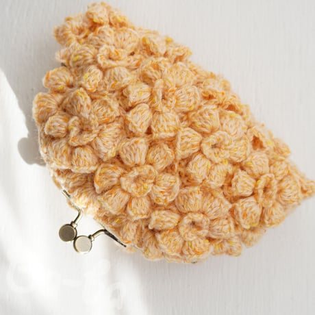 ばあば作、ポピーパフ編みのがま口（orange poppy・C1520）