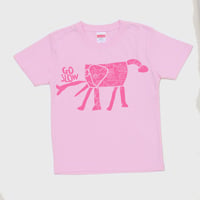 GO SLOW　子供Tシャツ（ベビーピンク）