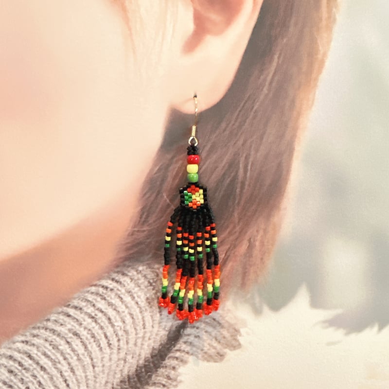 ラスタカラー フリンジピアス | Negi☆STORE