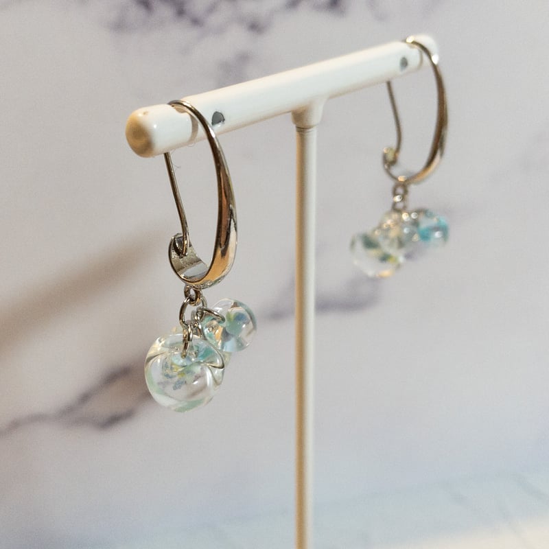 Ni.256 ドロップビーズとラインストーンのピアス ハンドメイド LOYTO