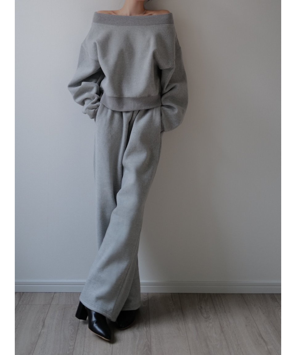 2/29 20:00~ resale ) loose sweat pants | célon