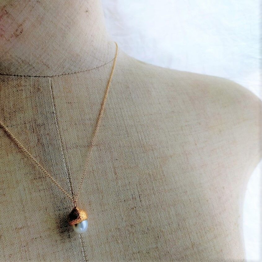 24k Gold-Dipped どんぐりのネックレス | 植物アクセサリー Sentier