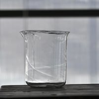 薄手のビーカー