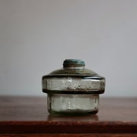 オイルランプの油壺