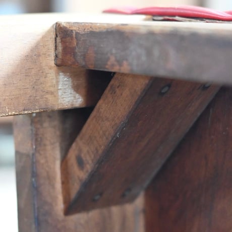 古いベンチ　らくらく家財便Eランク