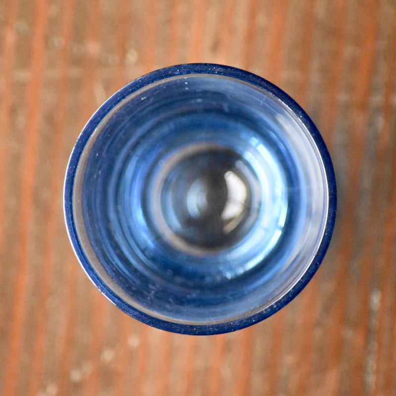 明治青ガラス 斜め捻じ紋 盃 猪口 明治青ガラス 斜め捻じ紋 盃 猪口