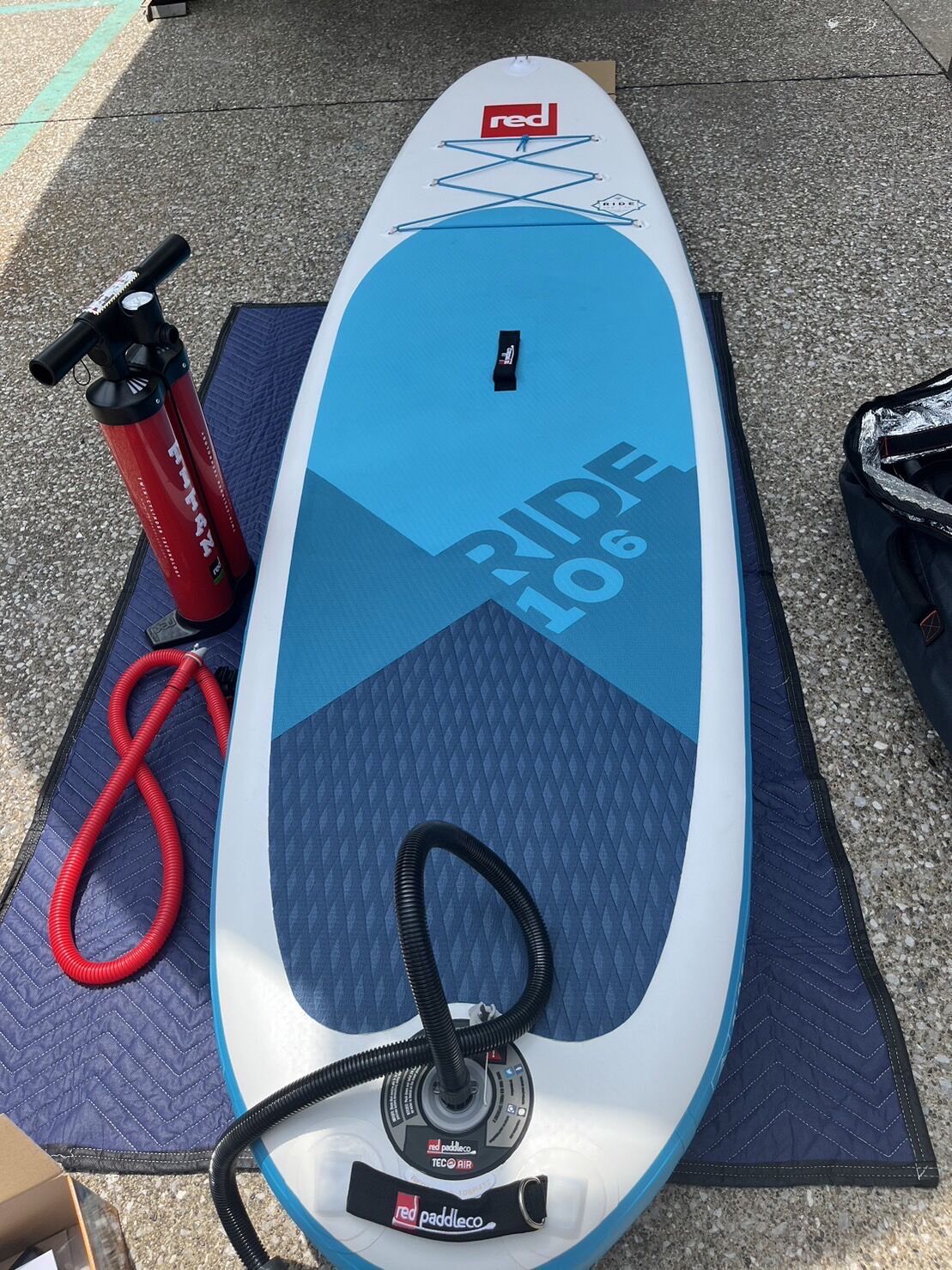 中古 インフレータブル SUP ボード / 10'6 中古 インフレータブル SUP ボード / 10'6