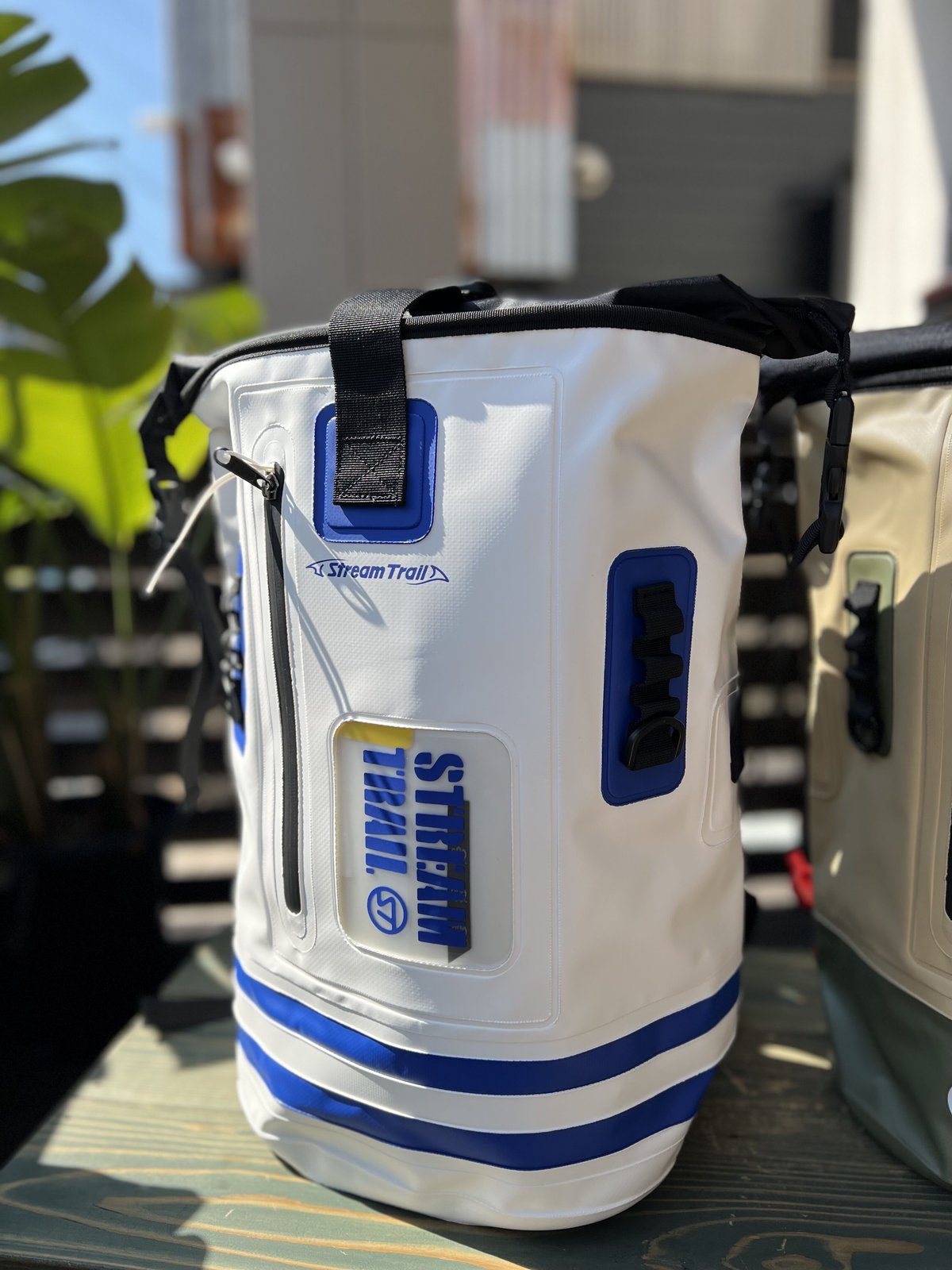 Dry Tank 25L Stripe | STREAM TRAIL KAMAKURA STORE