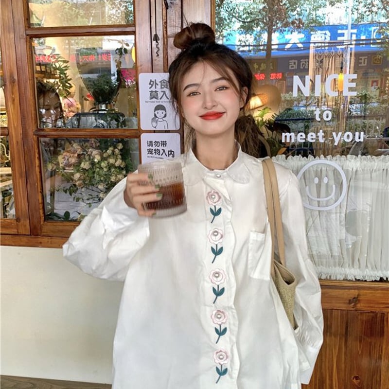 大きいサイズあり】花柄刺繍シャツ 長袖 ブラウス シャツ ホワイト