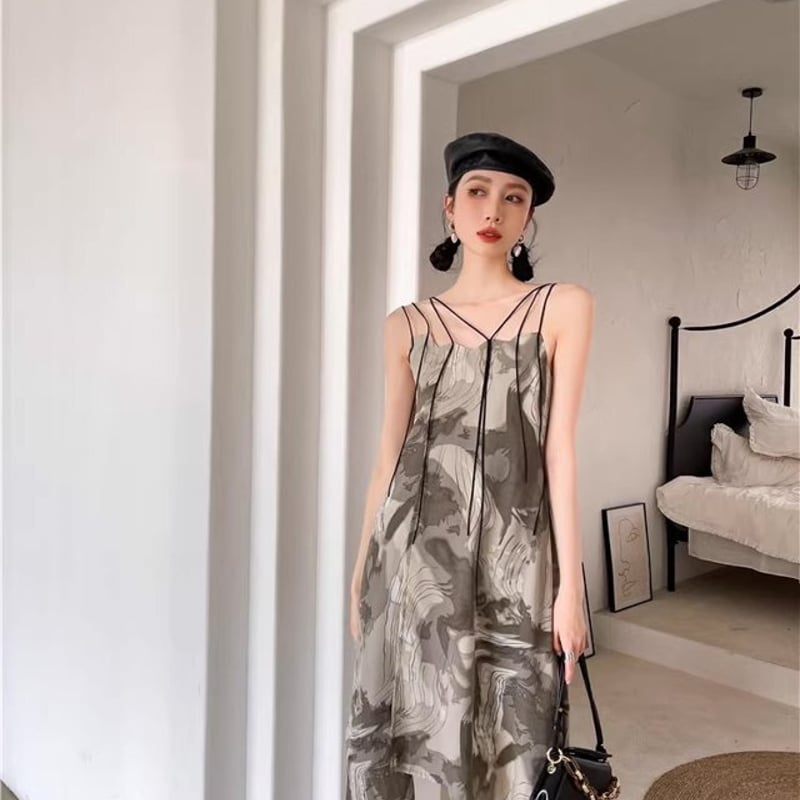 マーブル柄キャミソールワンピース ストラップドレス ライン