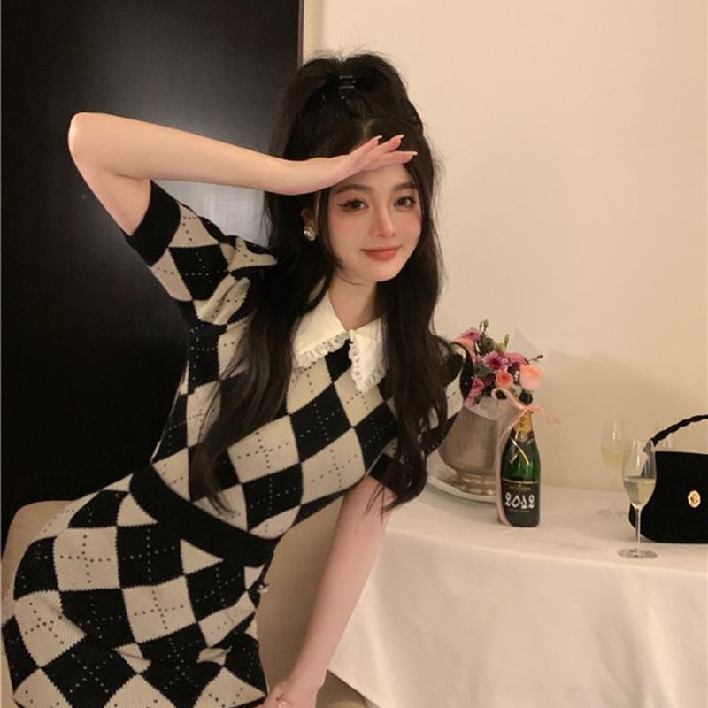 BEAMS GOLF チェック柄　セットアップ　ニット　ニットスカート　上下 冬の大人ゴルフを格上げ！幾何学柄ニットセット｜ビームス ゴルフ 玉川