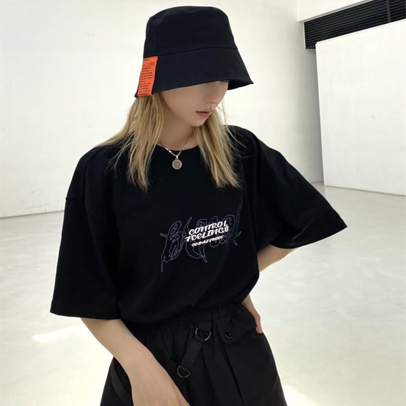 RLX ホワイト バケットハット 新品未使用、タグ付き RLX ホワイト バケットハット 新品未使用、タグ付き