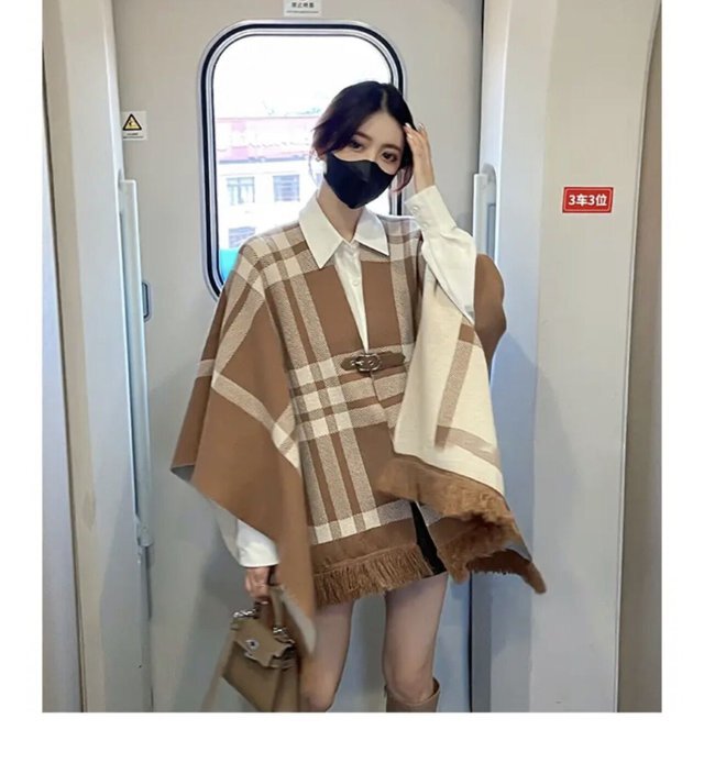 チェック柄ニットケープ ポンチョ ケープ ミリタリー風 チェック柄ニットケープ ポンチョ ケープ ミリタリー風