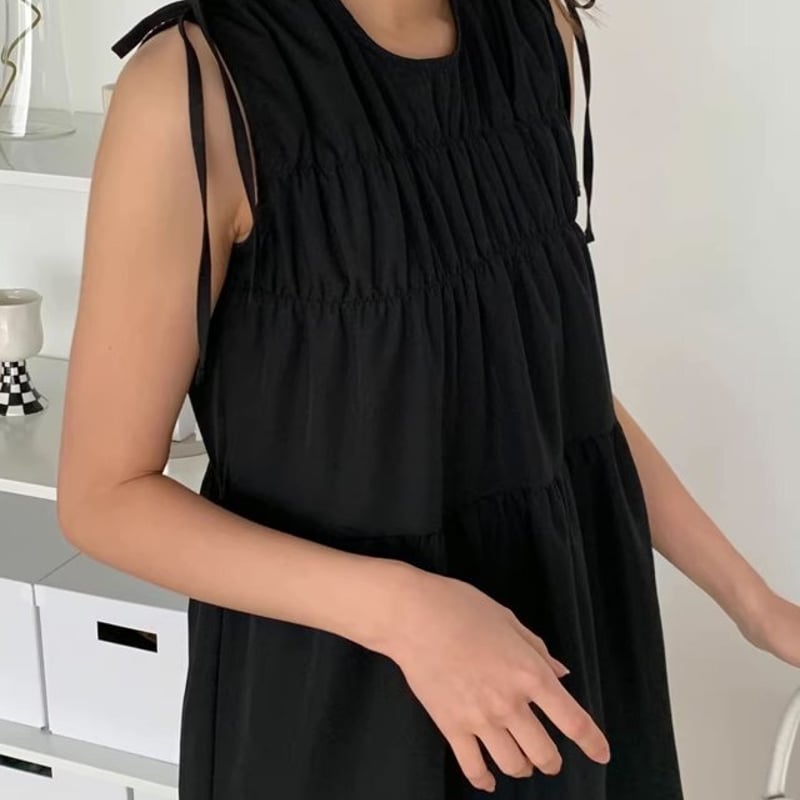 ショルダーリボンギャザーワンピース ノースリーブミニワンピース 肩紐