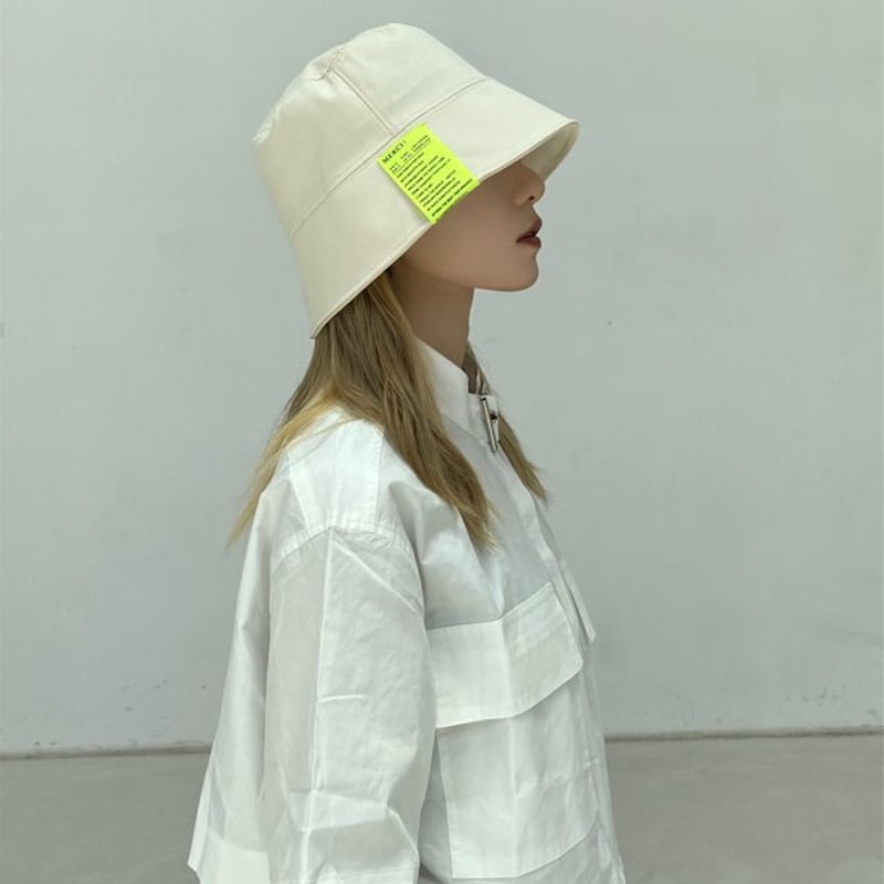 タグ付きバケットハット バケットハット ネオン タグ ロゴ バケット