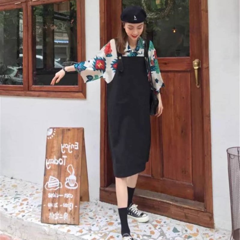 新品タグ付き アディダス セットアップ 半袖シャツ サイドプリーツスカート 可愛い☆ADIDAS☆クロップド レースTシャツ (adidas/Tシャツ