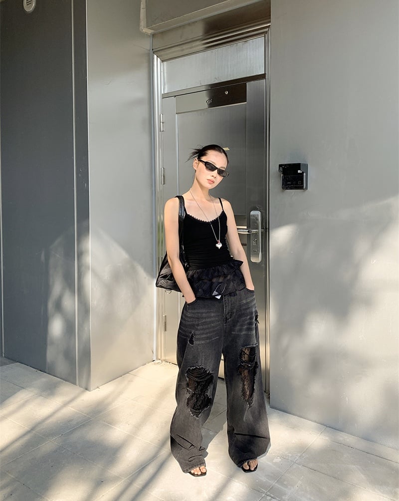 レースダメージブラックデニム レースステッチワイドダメージジーンズ