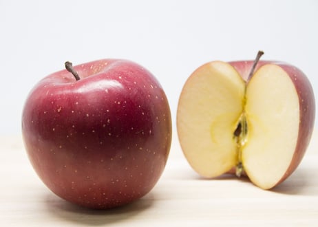 各地の百貨店などでも販売　完熟・減農薬・無農薬自然栽培りんごを産地直送　5kg【送料無料】
