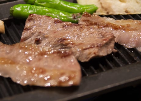 【送料無料】最上級　飛騨牛 ５等級　焼き肉用カルビ、ロース食べ比べセット　各 400g