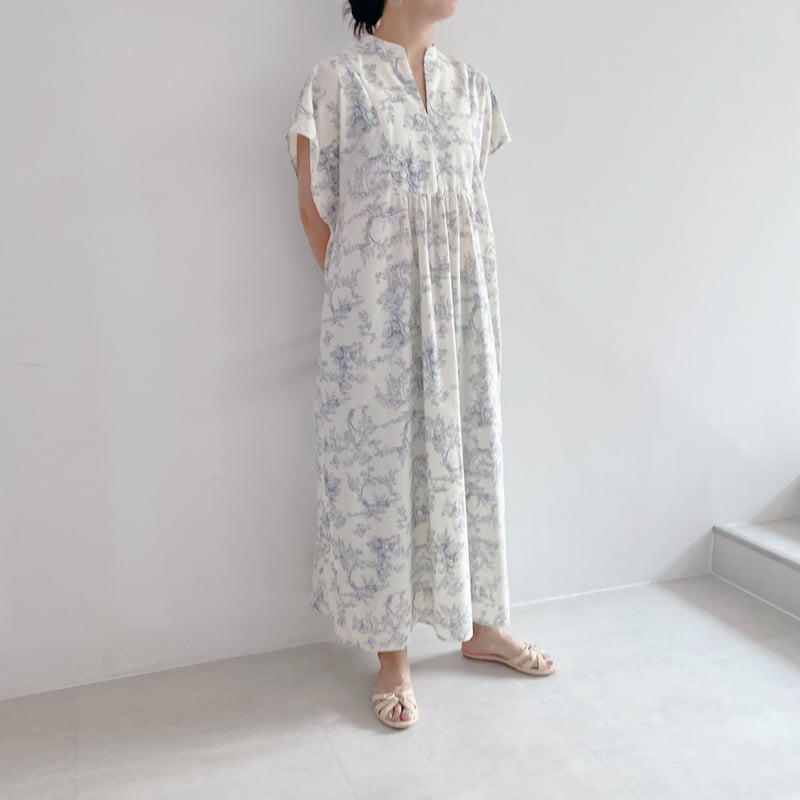 最終値下げ新品タグ付き　OBLI ハートラップワンピース/ホワイト　サイズ1 本掲載》リラックスブラウス&ワンピース(型紙) CW23-35OP | think patt