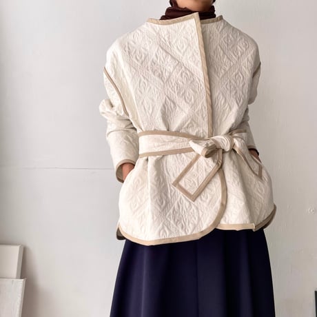 《生地販売》タイル柄キルティング