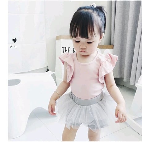 【153/予約】フリルのかわいいTシャツ　海外子供服　韓国子供服