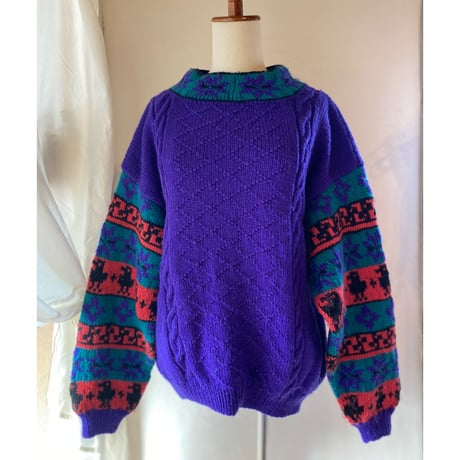 Vivid color sweater