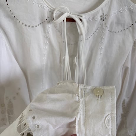 Remake: tablecloth ribbon blouse ④